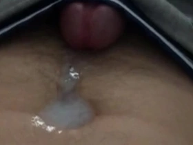 Cumming without hands on my stomach and navel!