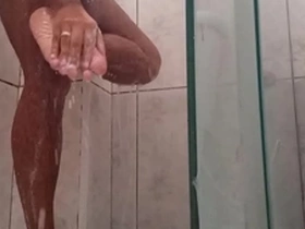 Homem gostoso no nanheiro