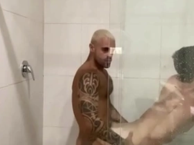 O boy que conheci na academia e levei para o motel.(disponível para assinantes)