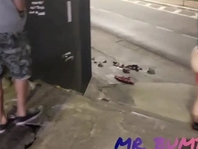 Cafuçu f1 entra na putaria com uma puta rabuda e um leke de bobeira (completo no red e subscrição)