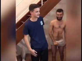 Brincadeira valendo o rabo
