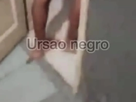 Abordei o vendedor de bananada na central do brasil e consegui levar ele pro motelzinho ali perto completo no red