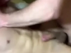 Amigos gay penetrandose
