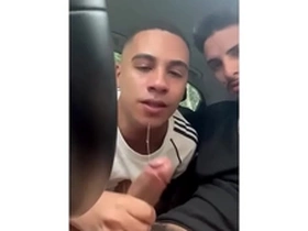 Foda com maloka terminou em leite na cara - gabriel martins e thoony - completo no red