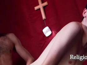 Alterboy confesses his fantasies about sex with the bishop
