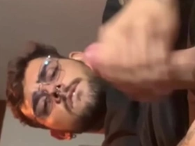 Novinho lucas nobre batendo até gozar