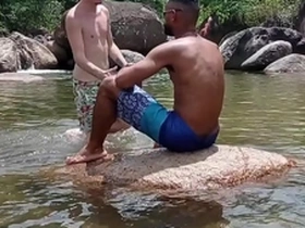 Loirinho levando rola