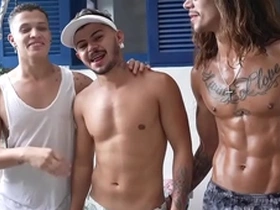 Making of - caco foxx & ricardo jones & henrrique bailarino - bareback (surfista dotado)