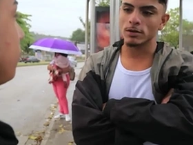 Mlk edu mostrando tudo nos bastidores da hot boys