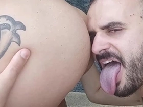 Xisco licking the ass to benjivega