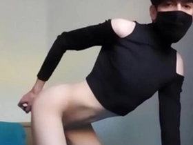 Femboy sticks a vibrator up his ass