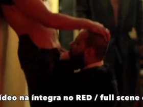 Sexo grupal e fetiches com andré medeiros. completo no red.