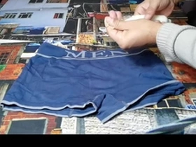 37 doses de porra na camisinha estocadas durante 1 mês no congelador pra matar a tua sede de leite ! tomou puta???