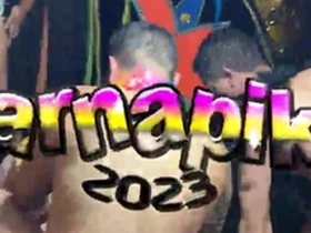 Suruba gay no carnaval  brasileiros - full red