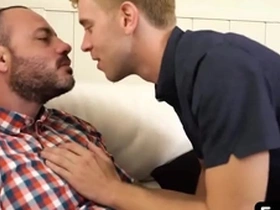 Now that’s how you seduce a stepdaddy!