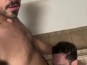 Esse safado mamou gostoso